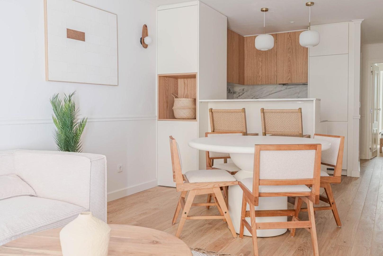 Apartment Stylish 2br With Ac & Terrace | By Airnest