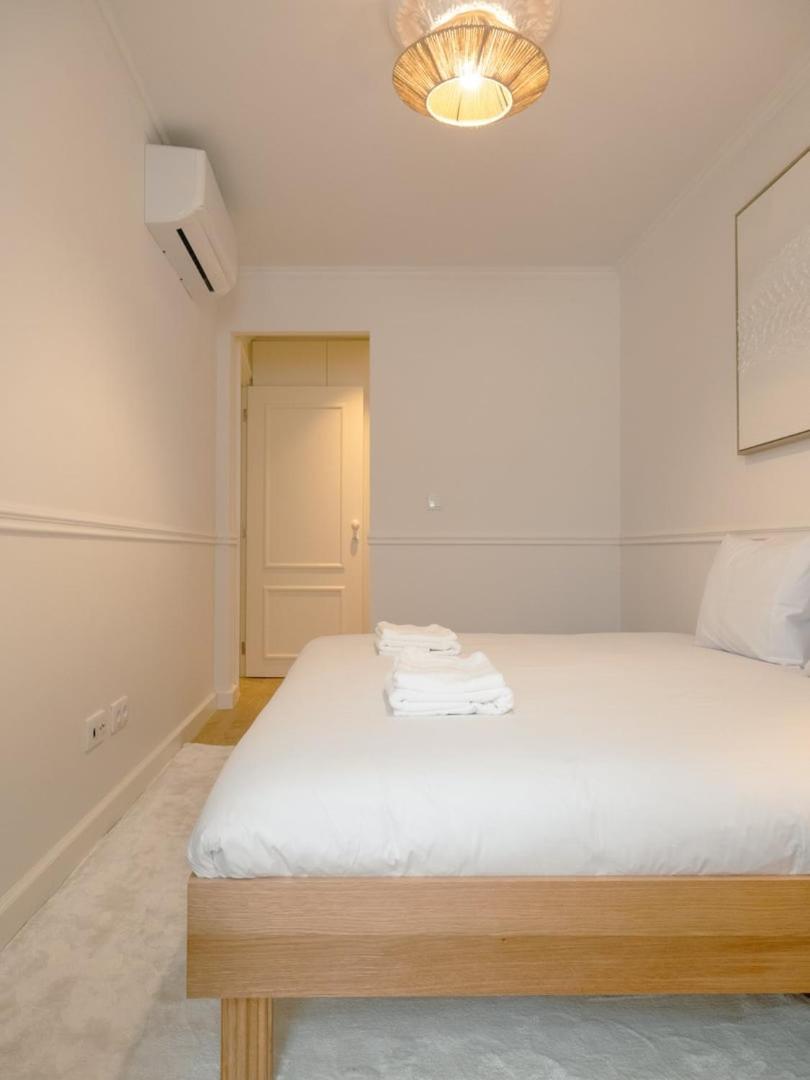Apartment Stylish 2br With Ac & Terrace | By Airnest *